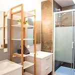 アパート Chaleureux Au Pied De La Cite Avec Parking *