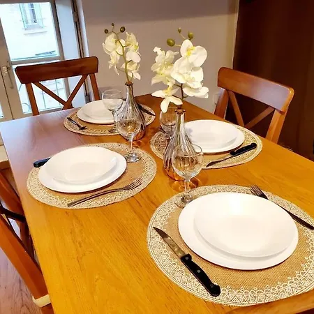 Chaleureux Au Pied De La Cité Avec Parking