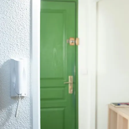 Chaleureux Au Pied De La Cite Avec Parking Apartment *