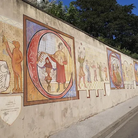 Chaleureux Au Pied De La Cité Avec Parking Carcassonne