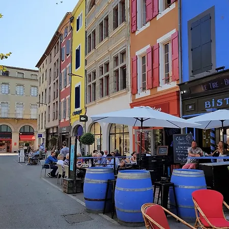 Chaleureux Au Pied De La Cité Avec Parking * Carcassonne