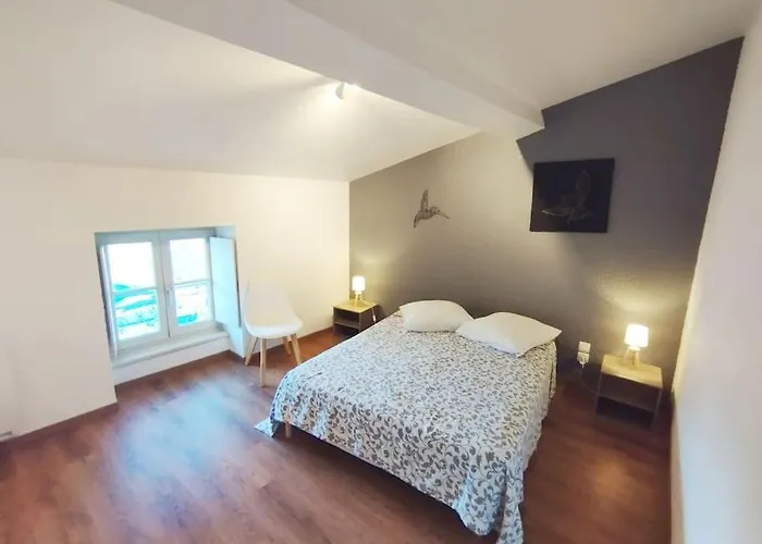 Apartment Chaleureux Au Pied De La Cite Avec Parking Carcassonne